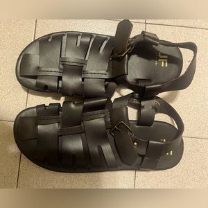 J Ferrar Brown Handmade men's fisherman sandals in black leather.